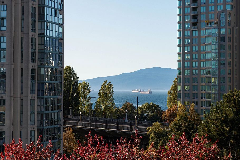 801 1455 Howe Street Vancouver, BC - 18