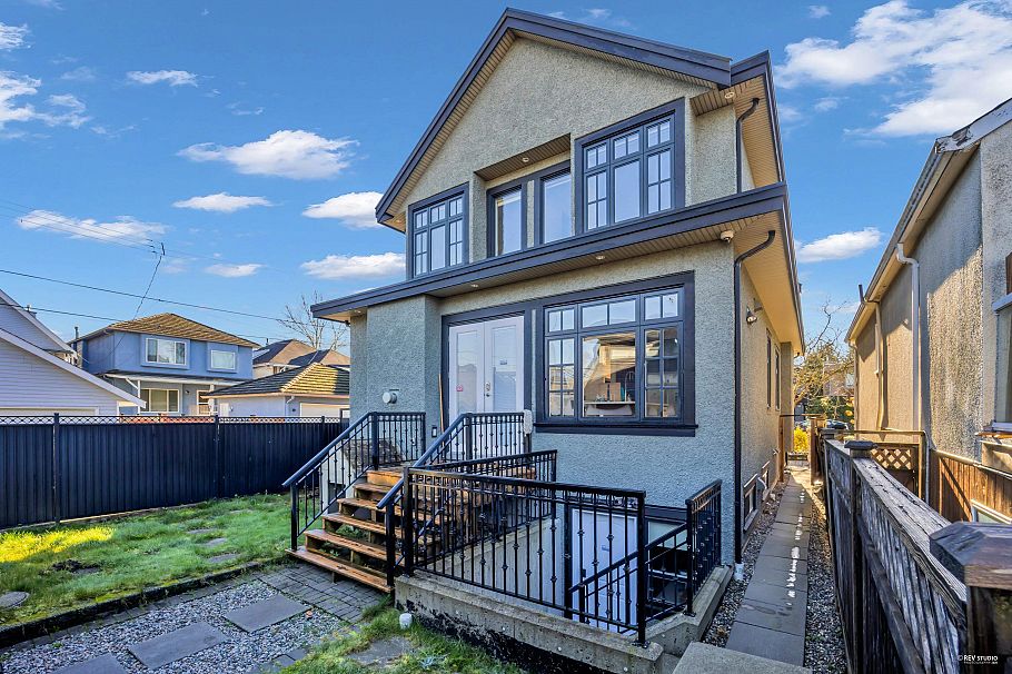 2721 W 21st Avenue Vancouver, BC - 30