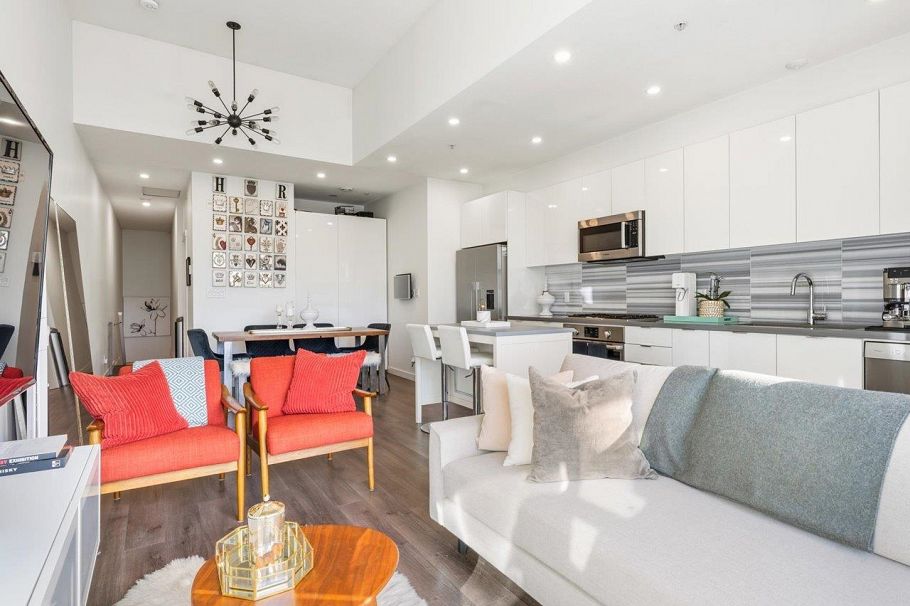 318 3138 Riverwalk Avenue Vancouver, BC - 3