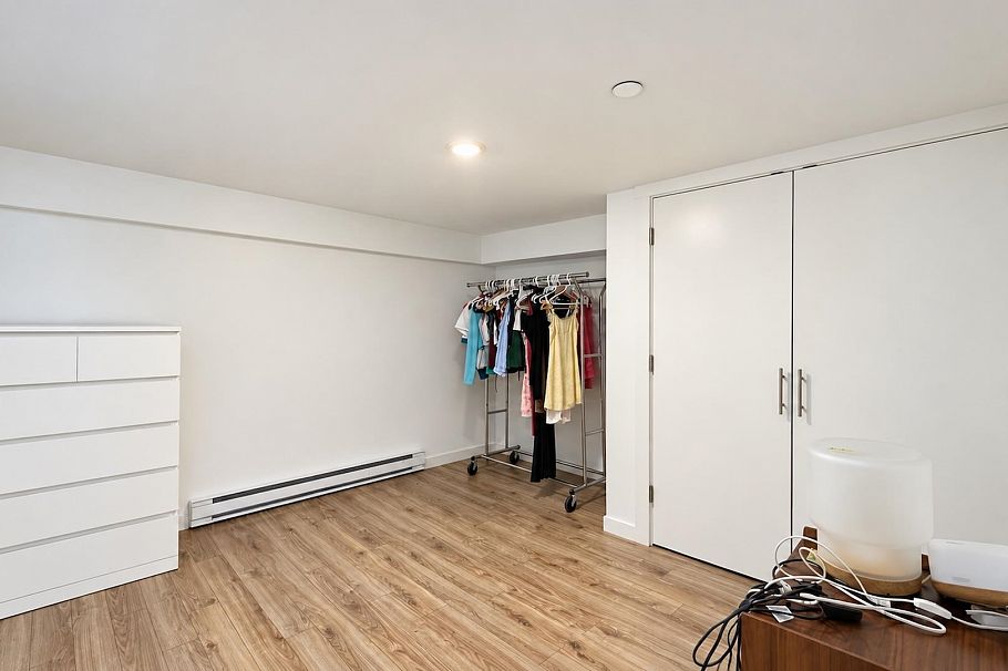 80 E 22nd Avenue Vancouver, BC - 31