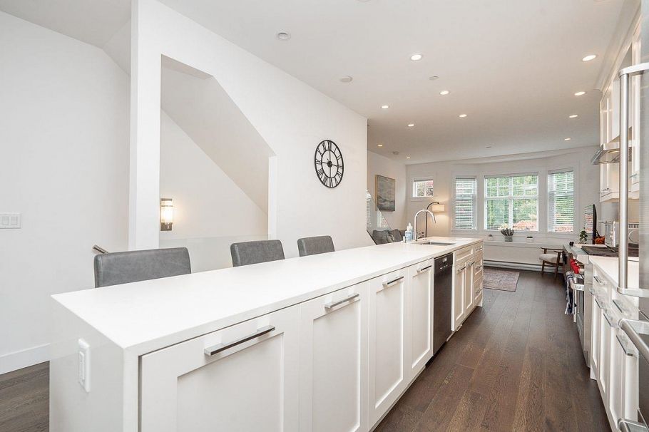 920 W 15th Avenue Vancouver, BC - 13
