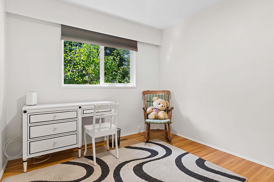 2925 W 24th Avenue Vancouver, BC - 14