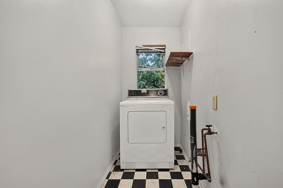 1429 E 11 Avenue Vancouver, BC - 15