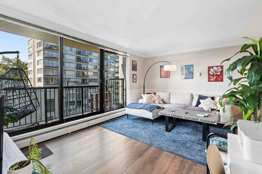 207 1330 Harwood Street Vancouver, BC - 1
