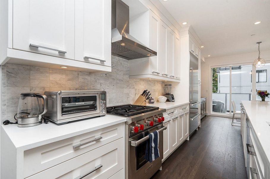 920 W 15th Avenue Vancouver, BC - 15