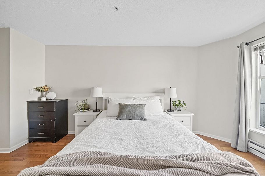 413 147 E 1st Street North Vancouver, BC - 22