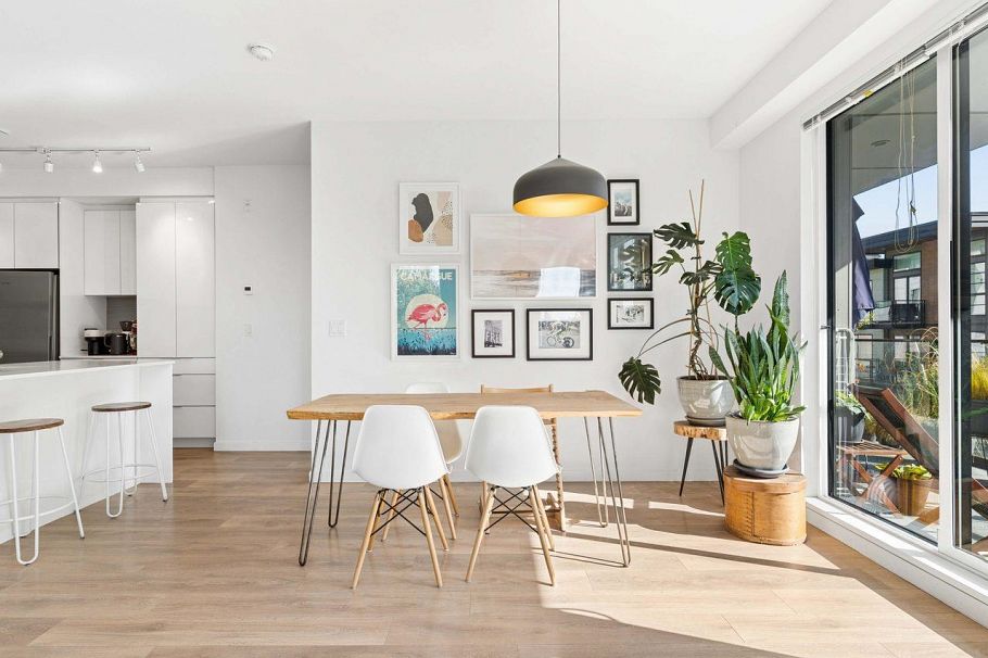 313 725 Marine Drive North Vancouver, BC - 6