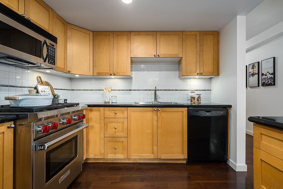 204 1485 W 6th Avenue Vancouver, BC - 10