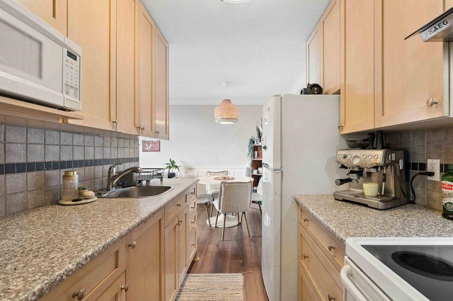 207 1330 Harwood Street Vancouver, BC - 7