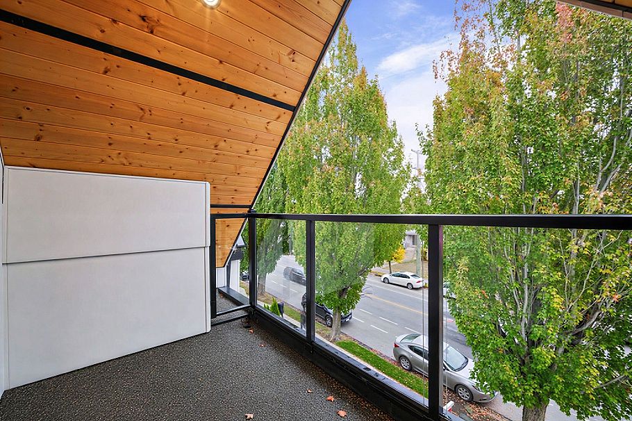 2 6991 Kerr Street Vancouver, BC - 30