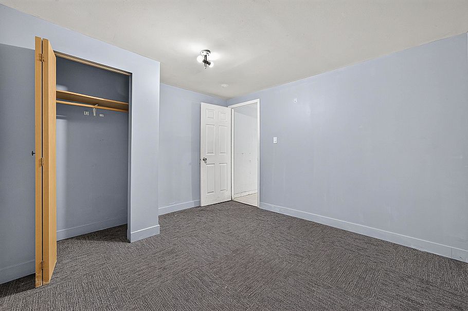 1429 E 11 Avenue Vancouver, BC - 32