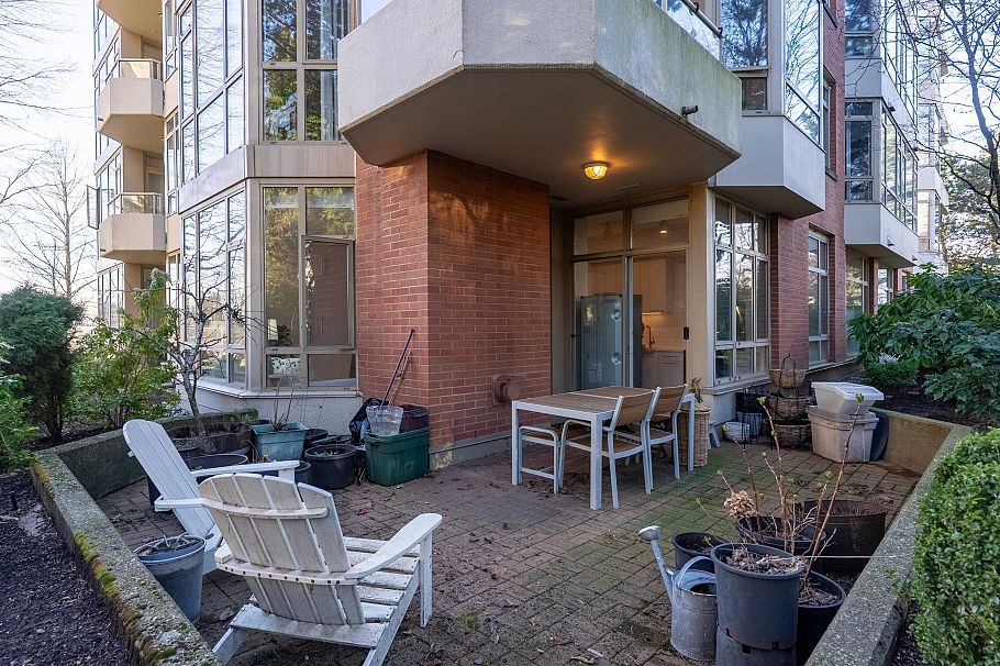 101 160 W Keith Road North Vancouver, BC - 11
