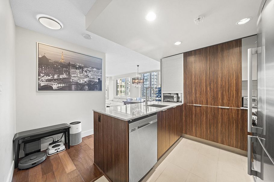 1506 1088 Richards Street Vancouver, BC - 12
