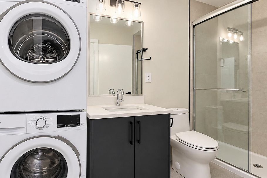 1 746 E 12th Avenue Vancouver, BC - 36