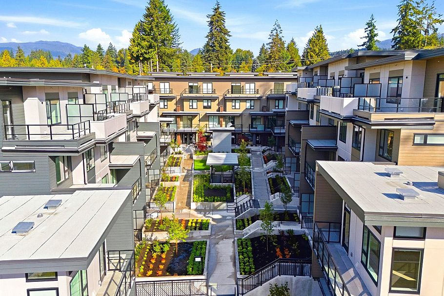 111 950 Lytton Street North Vancouver, BC - 32