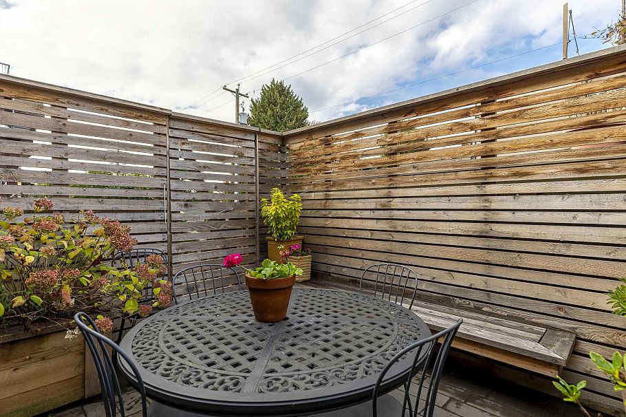 101 2535 York Avenue Vancouver, BC - 16