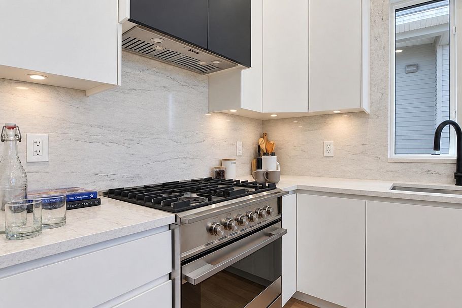1 746 E 12th Avenue Vancouver, BC - 12