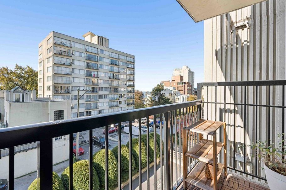 207 1330 Harwood Street Vancouver, BC - 17
