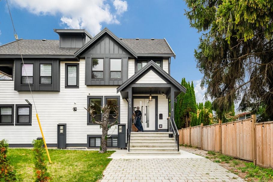 425 N Kaslo Street Vancouver, BC - 1