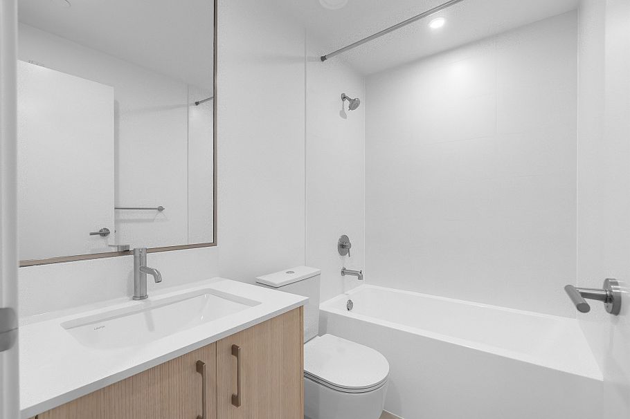 120 954 Lytton Street North Vancouver, BC - 22
