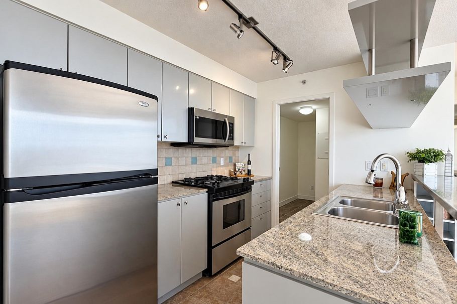 2905 1495 Richards Street Vancouver, BC - 7