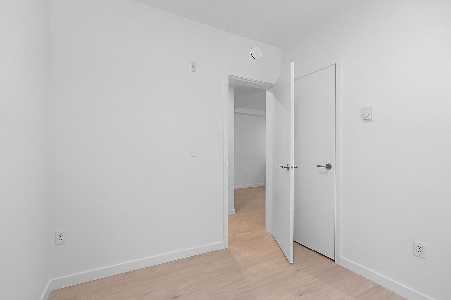 120 954 Lytton Street North Vancouver, BC - 19