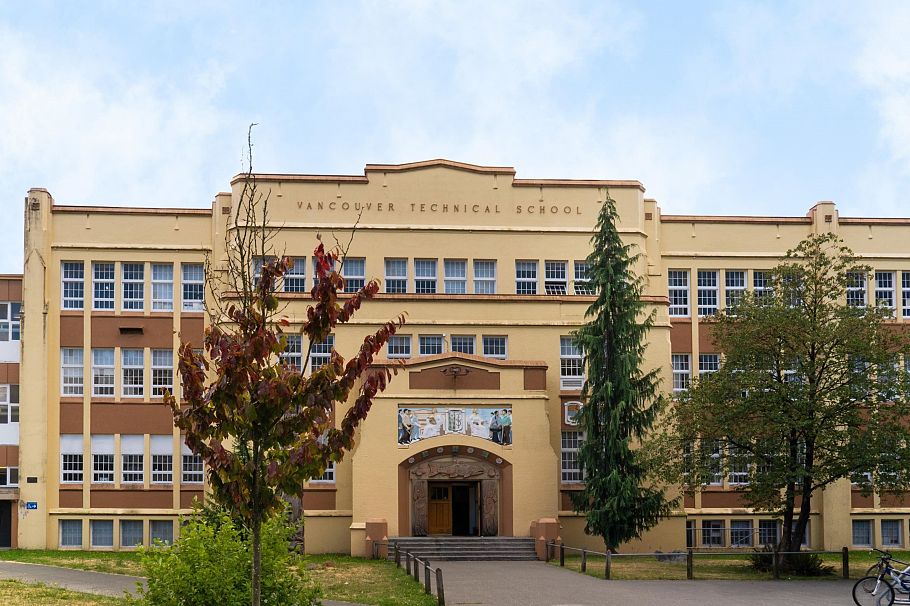 3036 E 5th Avenue Vancouver, BC - 25