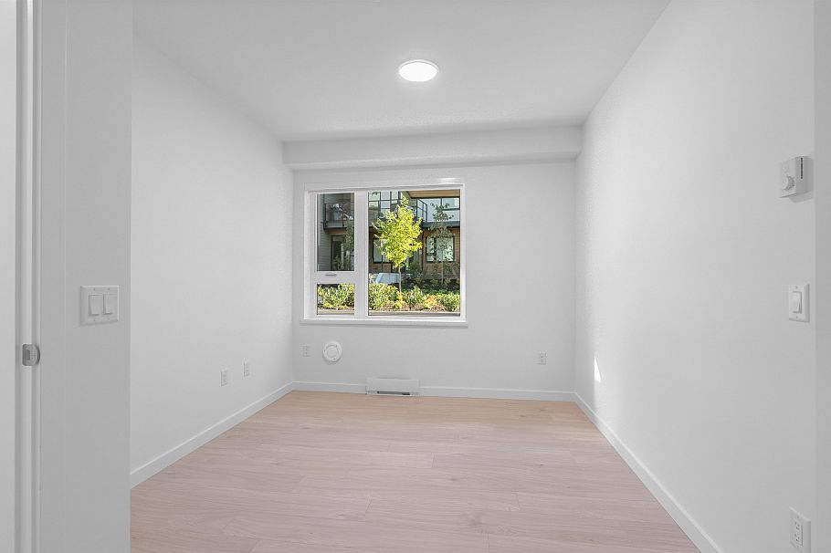 120 954 Lytton Street North Vancouver, BC - 11