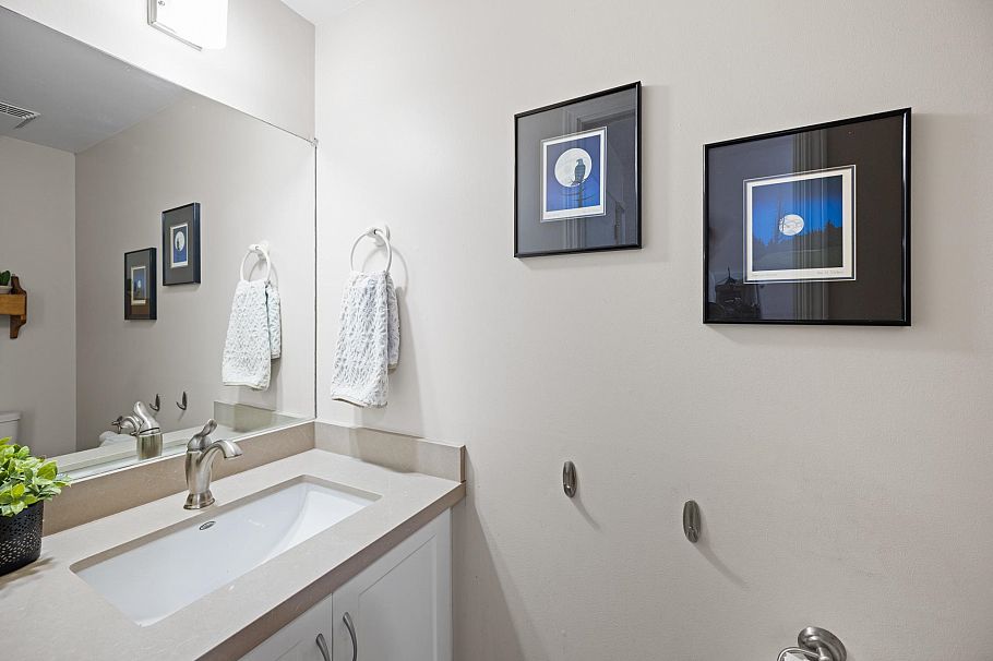 2208 Portside Court Vancouver, BC - 25