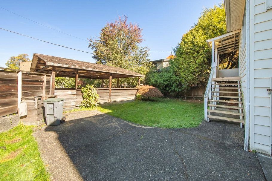 481 W 21st Avenue Vancouver, BC - 5