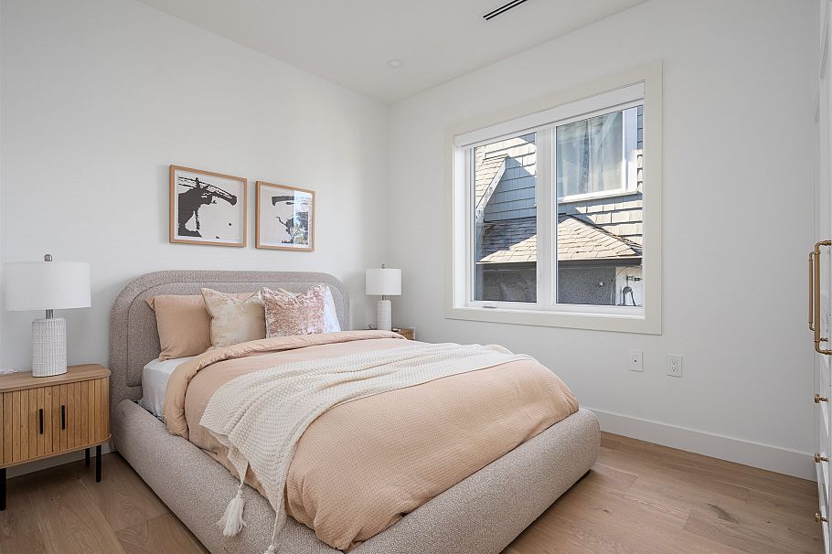 2 127 W 17th Avenue Vancouver, BC - 24