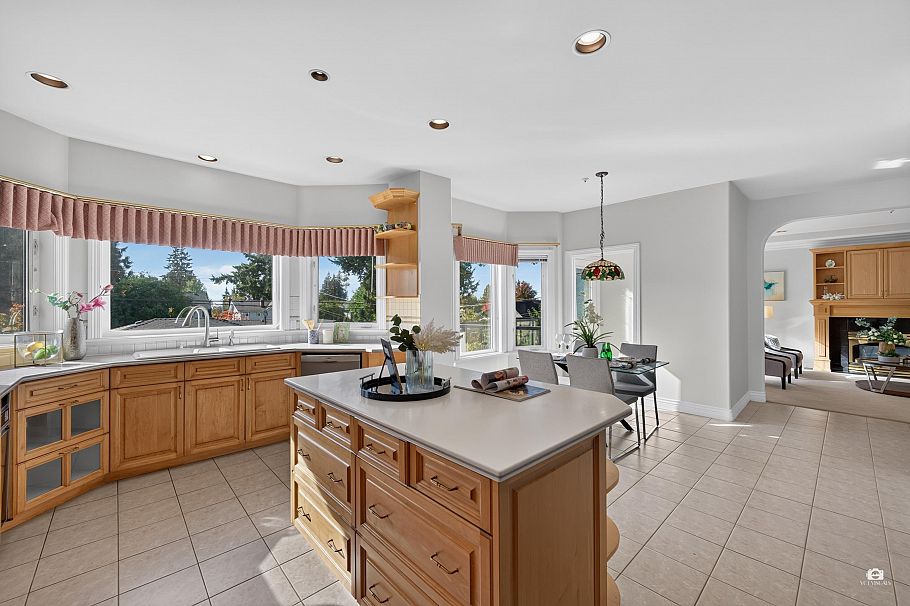 3838 W 38th Avenue Vancouver, BC - 18