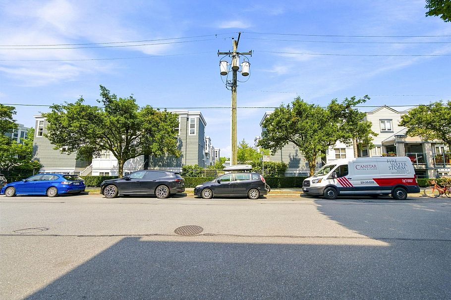 101 657 W 7th Avenue Vancouver, BC - 29