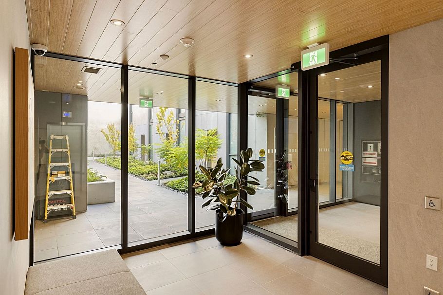 702 1530 W 6th Avenue Vancouver, BC - 28