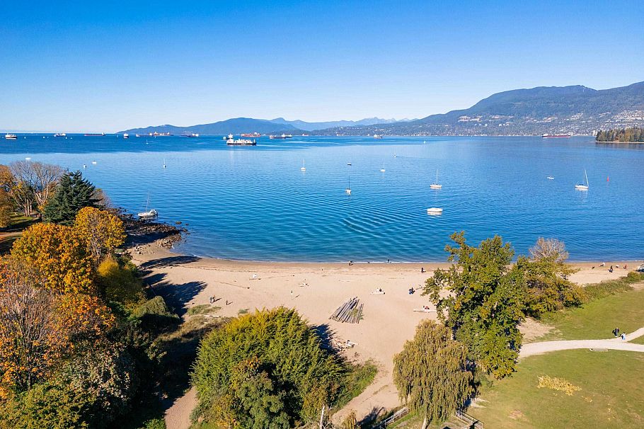 1881 Whyte Avenue Vancouver, BC - 34
