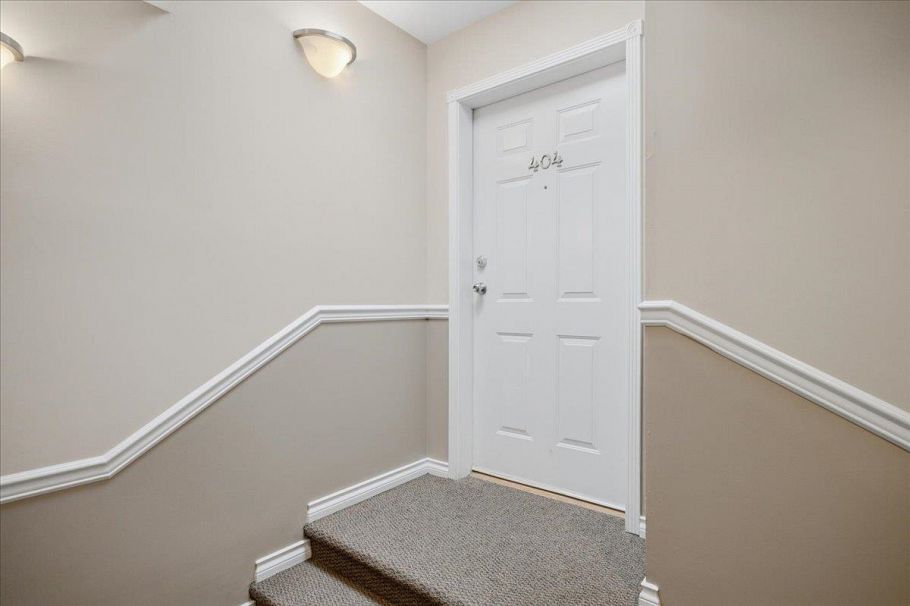 404 1723 Frances Street Vancouver, BC - 5