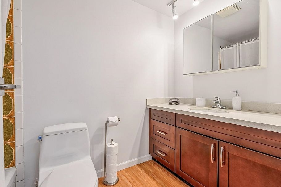 106 1844 W 7th Avenue Vancouver, BC - 14
