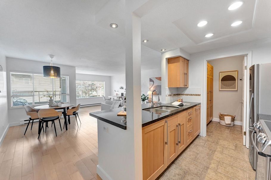 101 2412 Alder Street Vancouver, BC - 11