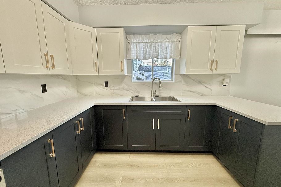 3850 Lillooet Street Vancouver, BC - 3