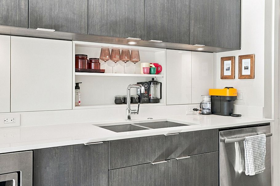 312 161 E 1st Avenue Vancouver, BC - 9