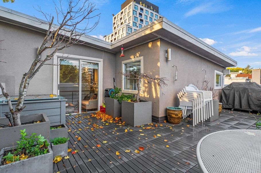1 2450 Alma Street Vancouver, BC - 20