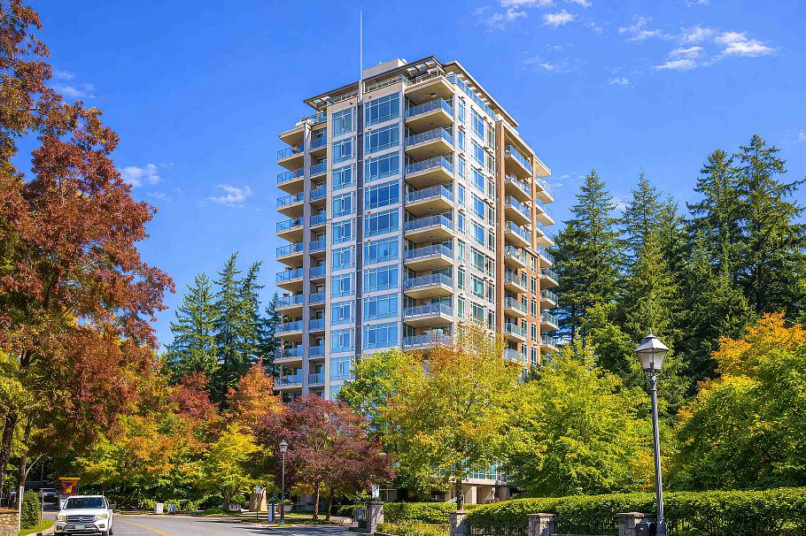 805 5639 Hampton Place Vancouver, BC - 1