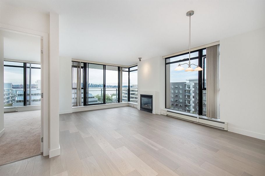 712 175 W 1st Street North Vancouver, BC - 3