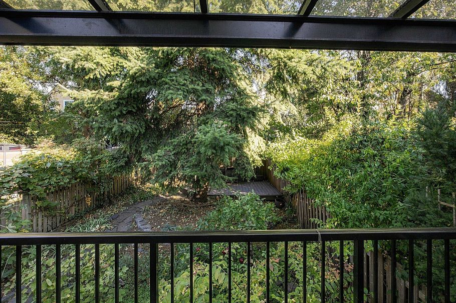 1761 E 4th Avenue Vancouver, BC - 18