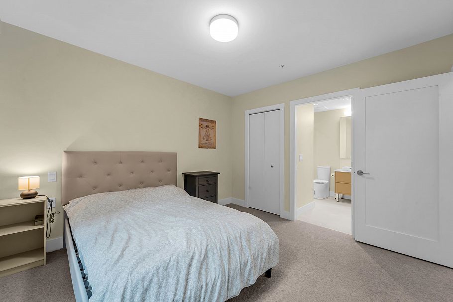 7637 Yukon Street Vancouver, BC - 26