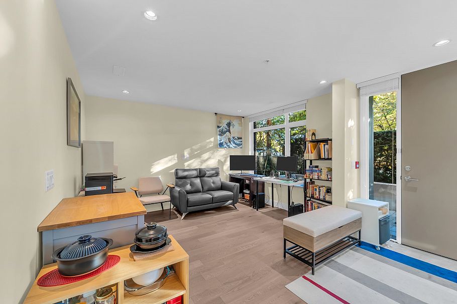 7637 Yukon Street Vancouver, BC - 10