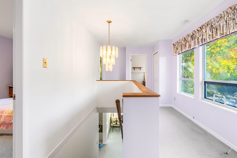 865 Ruckle Court North Vancouver, BC - 20