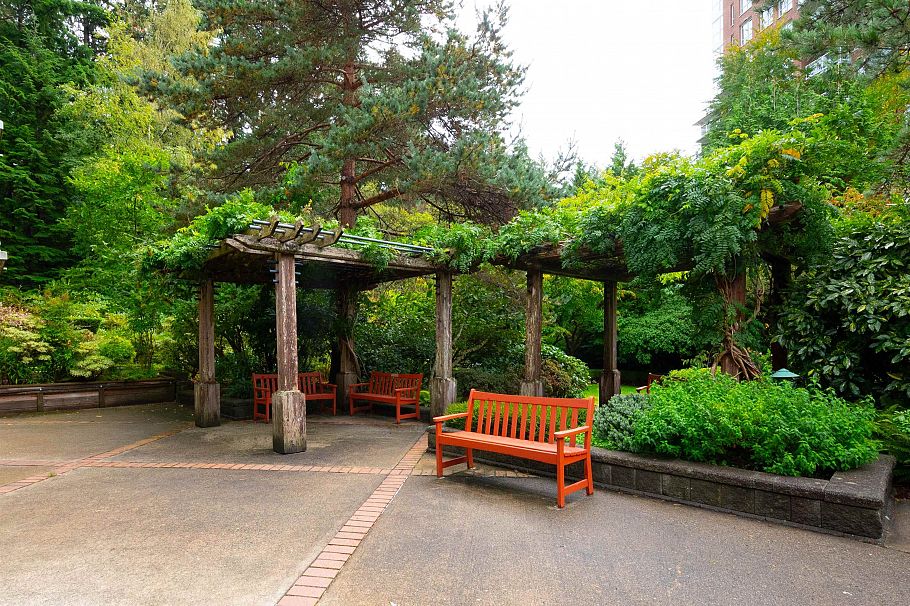805 5639 Hampton Place Vancouver, BC - 23