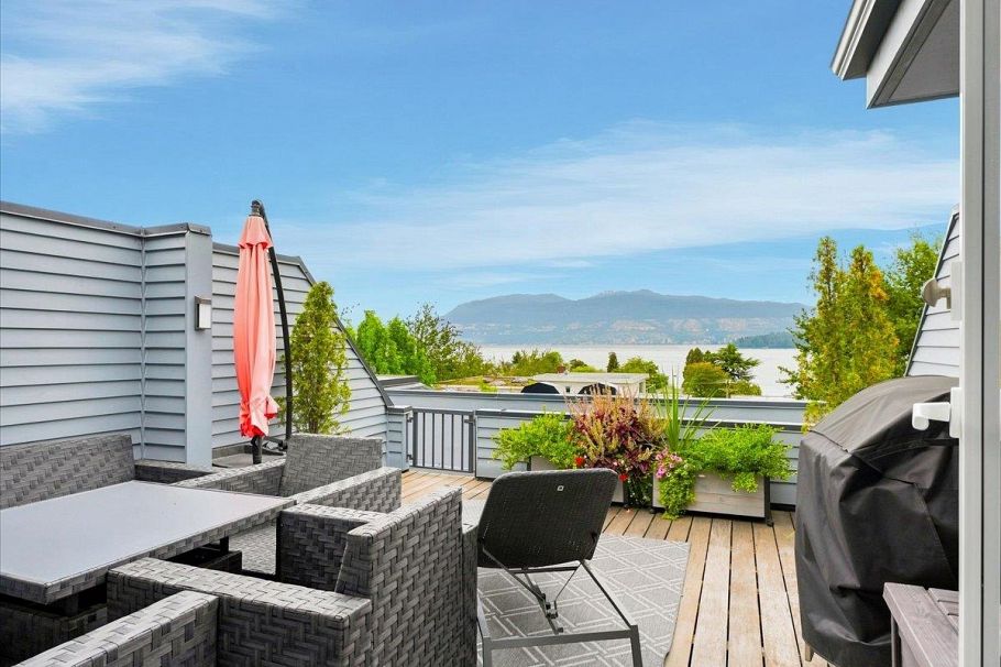 16 1620 Balsam Street Vancouver, BC - 4