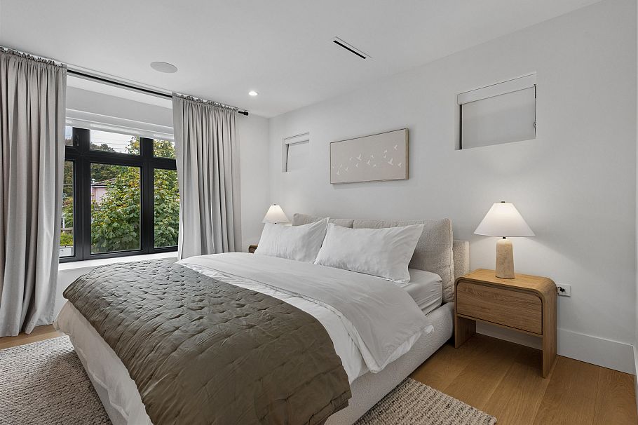 1014 E 16th Avenue Vancouver, BC - 21